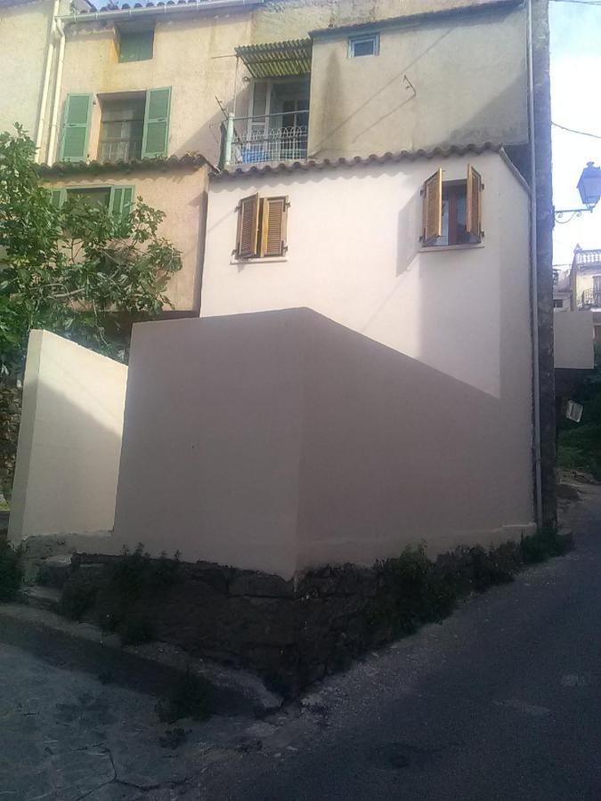 Charmant Petit Studio Proche Depart Gr20 Calenzana Ngoại thất bức ảnh